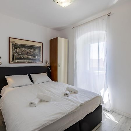 Split Central City Apartment Luaran gambar
