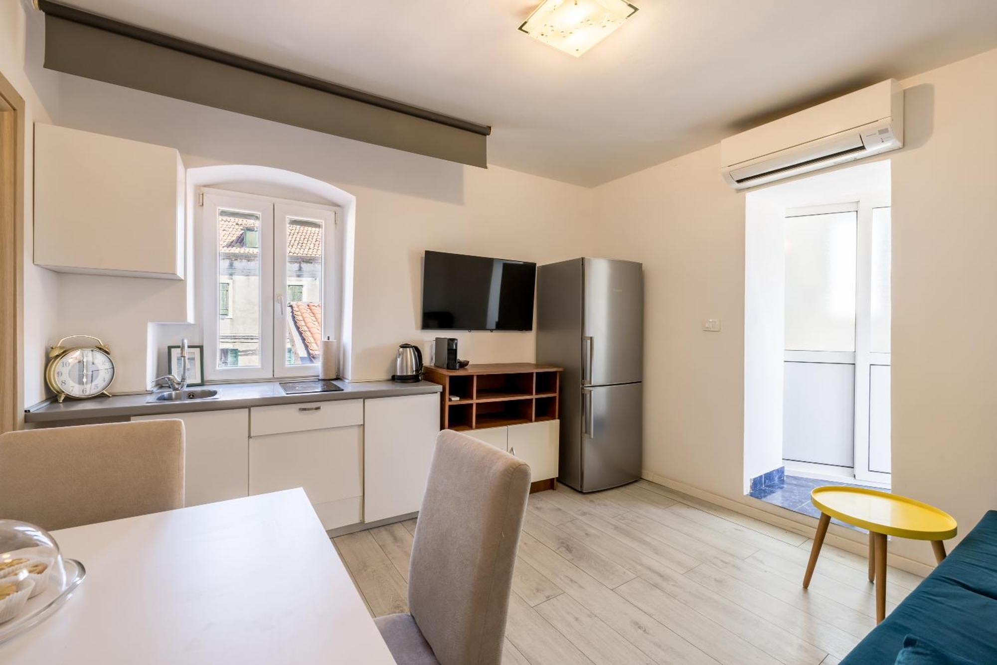 Split Central City Apartment Luaran gambar